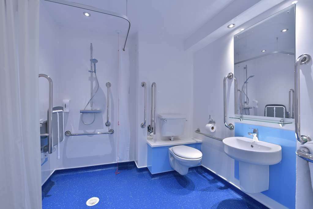 Travelodge Stirling M80 Cambusbarron Room photo